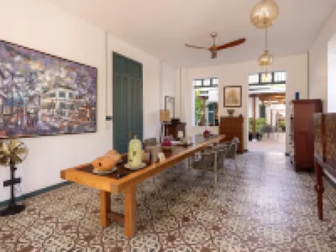 帕尼亞雷西登斯