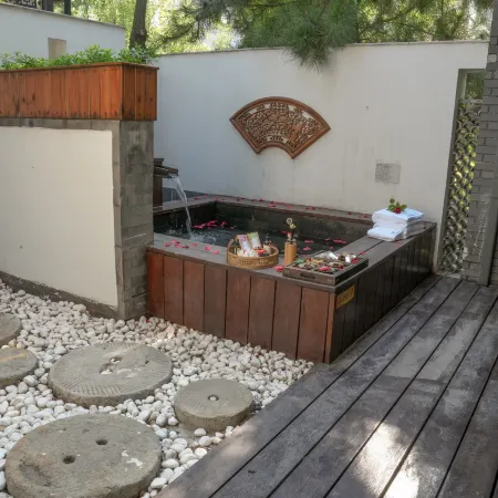 Tangyu Yishu Hot Spring Homestay (Laikang Jun)
