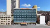 Vienna 3 Best Hotel (Lvliang Lin County Baitongyuan) - Parkplatz