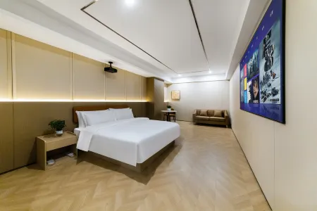 Yanqi Yindu Business Hotel (People's Square)