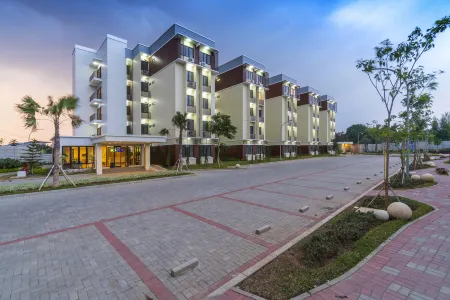 Golden Knight Suites | EcoHome Apartment Отели в г. Panongan