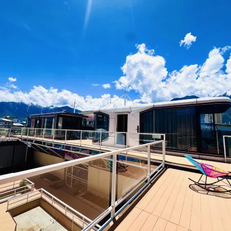 Shifeng Romeo Inn