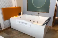 Fuhai Jindu International Hotel - Gym
