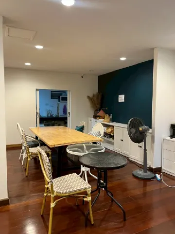 Forgotten Hostel Silom Отели рядом с достопримечательностью «Парк Люмпини»