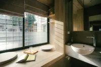 7Seasons Apartments Hanoi