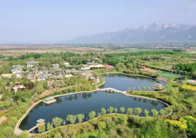 Yuwenquan Hotel