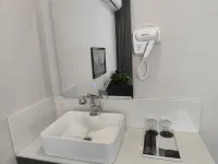 Rujia Huayi Selected Hotel (Fenzhou Market Xiguan Zhengjie Branch) Hotels in Fenyang