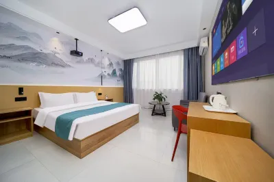 Yunyi Business Hotel (Kaifeng Henan University Jinming Campus)