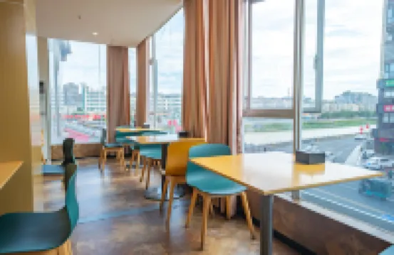 便捷城市酒店（遂川縣政府步行街批發城店）