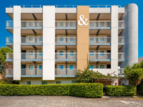 B&B Hotel Hyeres Hotels in Hyeres