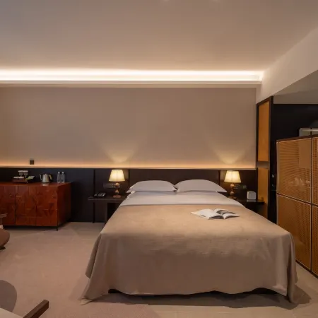 Yunjia Hotel