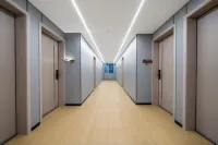 Cenxi Ideal Hotel (Tan Hua Bus Station Branch)