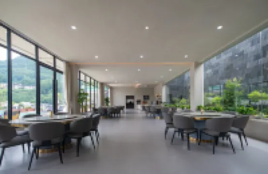 三家峰·雲棲民宿（恩施大峽谷景區店）