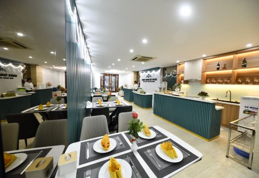 5. 하노이 트래블러..