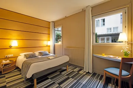 Belambra Clubs & Hotels - le Magendie Отели рядом с достопримечательностью «Высшая нормальная школа»