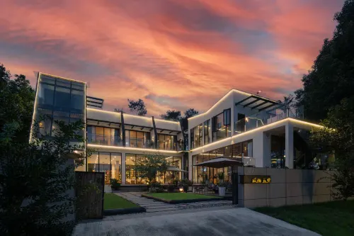 Pujiang City West Five Mile Homestay Hotels in Pujiang