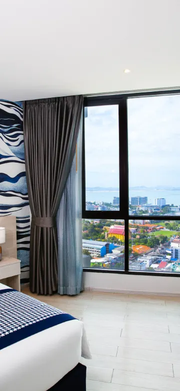 ห้องแกรนด์ดีลักซ์ วิวท่าเรือ พร้อมอ่างอาบน้ำ