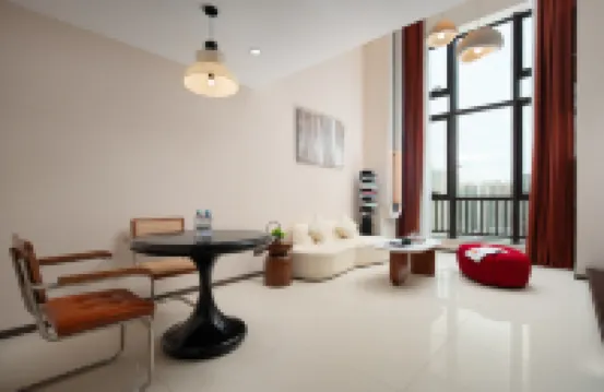 泊境五號酒店式公寓（海口日月廣場免稅店）