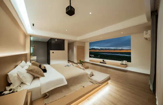 彌渡榮光輕奢酒店