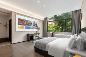 Banana FUN Hotel (Guangzhou Beijing Road Pedestrian Street Yuexiu Park)