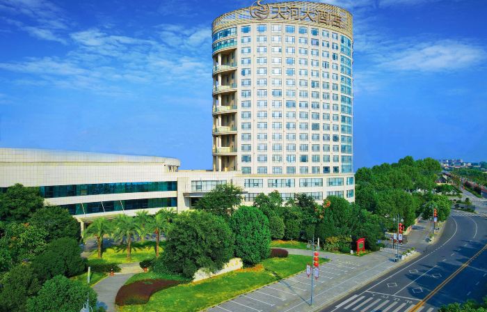 Tianhe Hotel