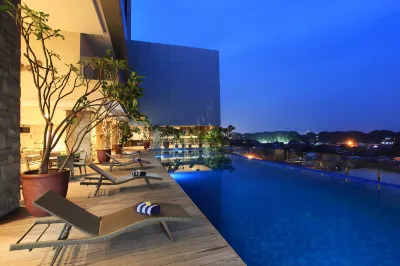 Swiss-Belinn Karawang Hotel dekat Kolam Renang Pucung Cikampek