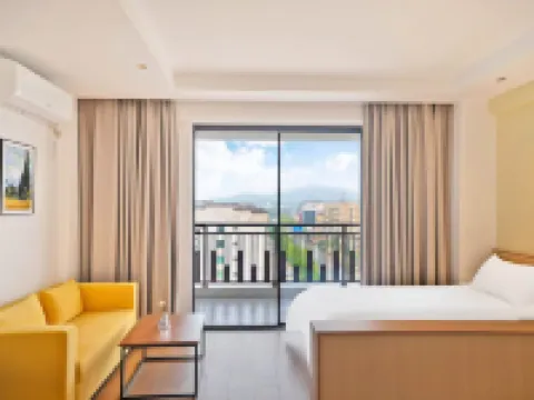 Shuanglong Yinlin Hotel Hotels in Fenyi