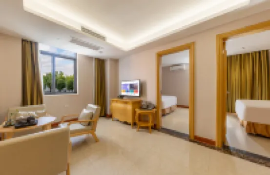 Haojiang Hot Spring Hotel