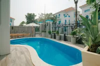 Ha Long Villa 3 min to Beach | Pool-Jacuzzi& Sauna - Villas