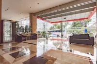 Urbanview Hotel Newton Riau Bandung by RedDoorz