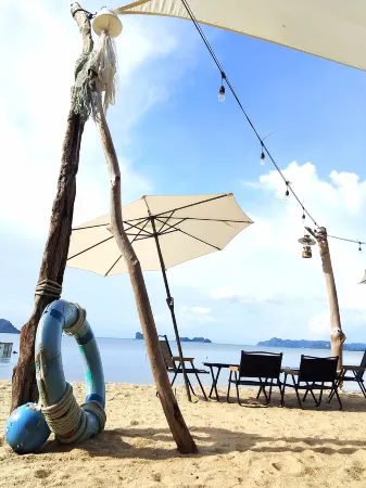 Bluewave Sea Out Seaview Homestay Отели рядом с достопримечательностью «Tanjung Rhu Resort, Langkawi»