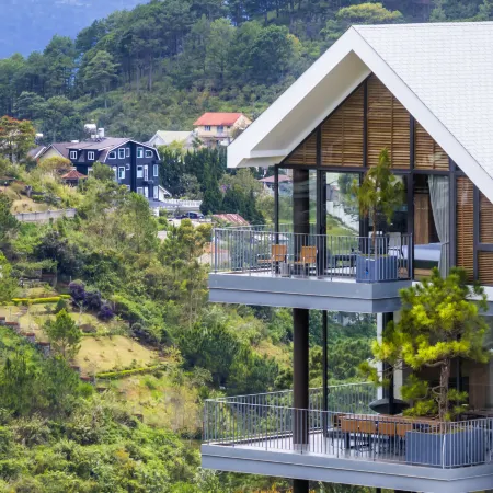 La Yen Retreat