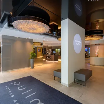 プルマン ミュンヘン エングリッシャーガルテン（英国庭園）周辺のホテル