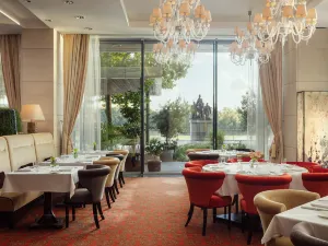 格蘭德河流公園布拉迪斯拉發豪華精選酒店