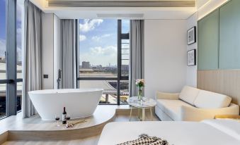 FeiCui XinHua Hotel(Xiamen North Station)