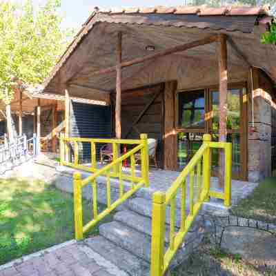 WELT BUNGALOWS Hotel Exterior