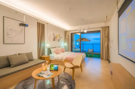 Shuangyue Bay Qisu · Scenic Apartment Hotels in 
