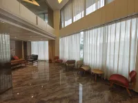 Yaxin E-Sports Hotel (Huilai)
