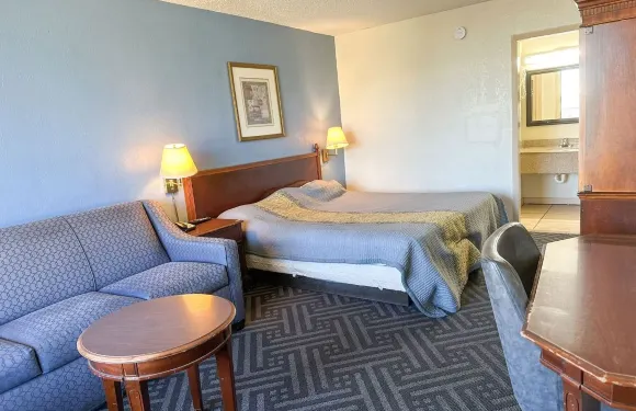 超級 OYO 米利奇維爾套房酒店