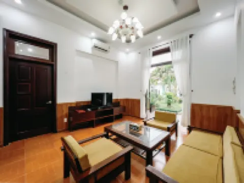 Sao Mai Phú Mỹ Resort Các khách sạn gần Đỉnh La Bàn - Núi Dinh