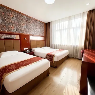 Spring Chain Hotel (Harbin Railway Station Provincial Museum) Hotels near Longta
