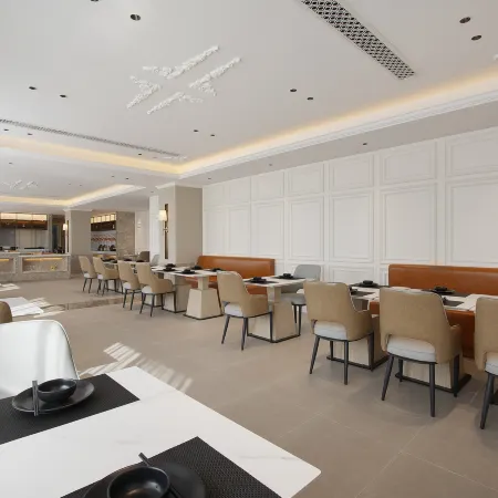 Vienna International Hotel (Shuyang County Government Wuyue Plaza Branch)
