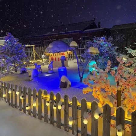 Xuegu Lirongjia・Snow Valley Boutique Scenic Inn (Snow Town Scenic Area)