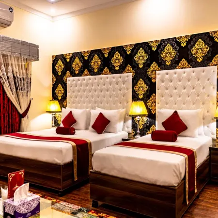 Rose Palace Hotel, Gulberg