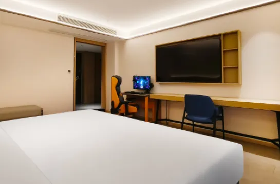 Jingfang E-sports Homestay (Tongchuan Bridge Shenghua Plaza)