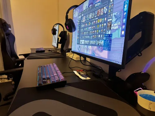 Kemiao E-sports Apartment