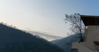 Shanchuan Suji Hot Spring Resort Hotel (Hailuogou Glacier Forest) - Mountain view