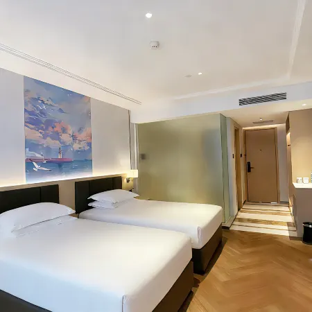 Weihai Baina Ruiting Hotel (Weihai Center)