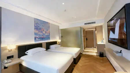 Weihai Baina Ruiting Hotel (Weihai Center)