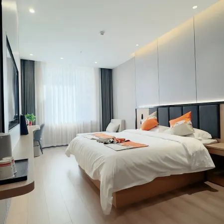 Jishi  Mountain Silk Road Mingting Hotel